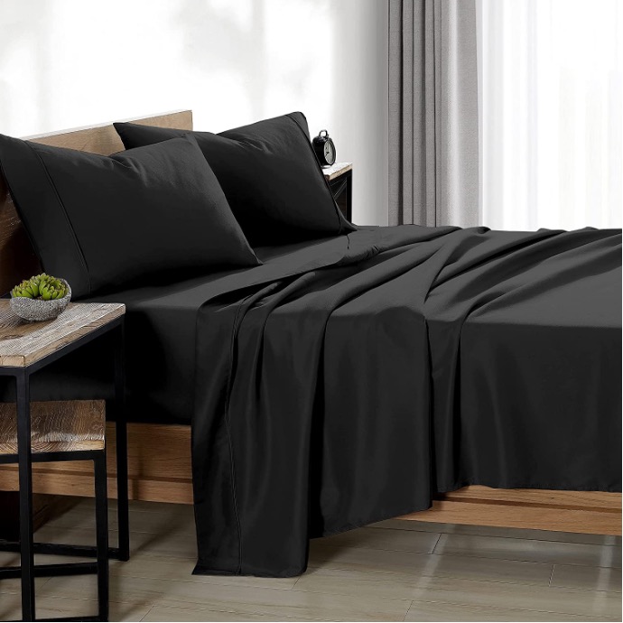 10 Best Microfiber Bedsheets for College Students | BrightLink Prep